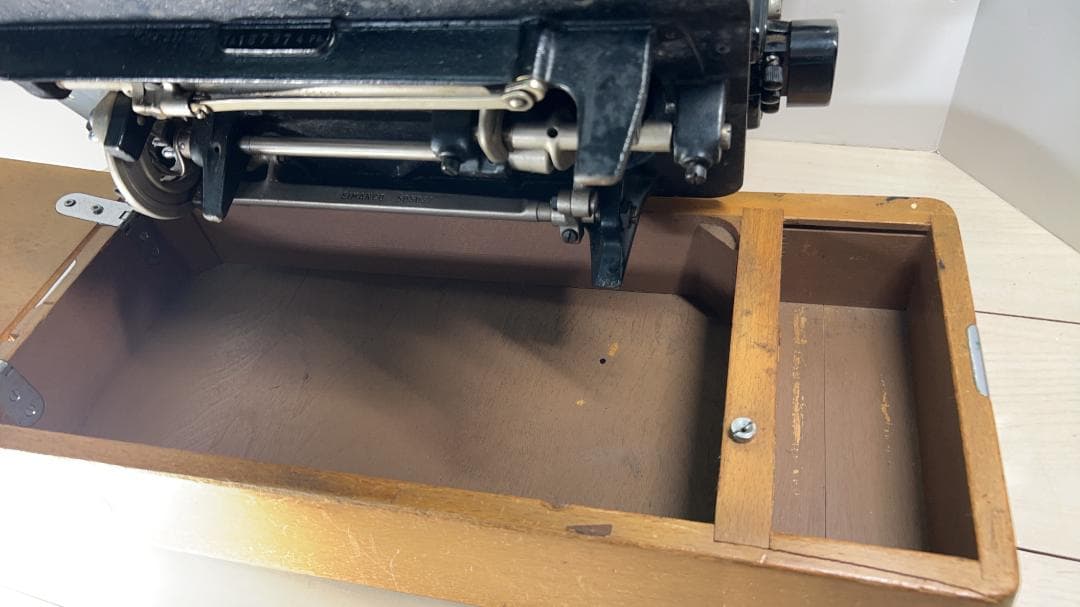 SINGER製　足踏みミシン　191U　通電○　レトロ