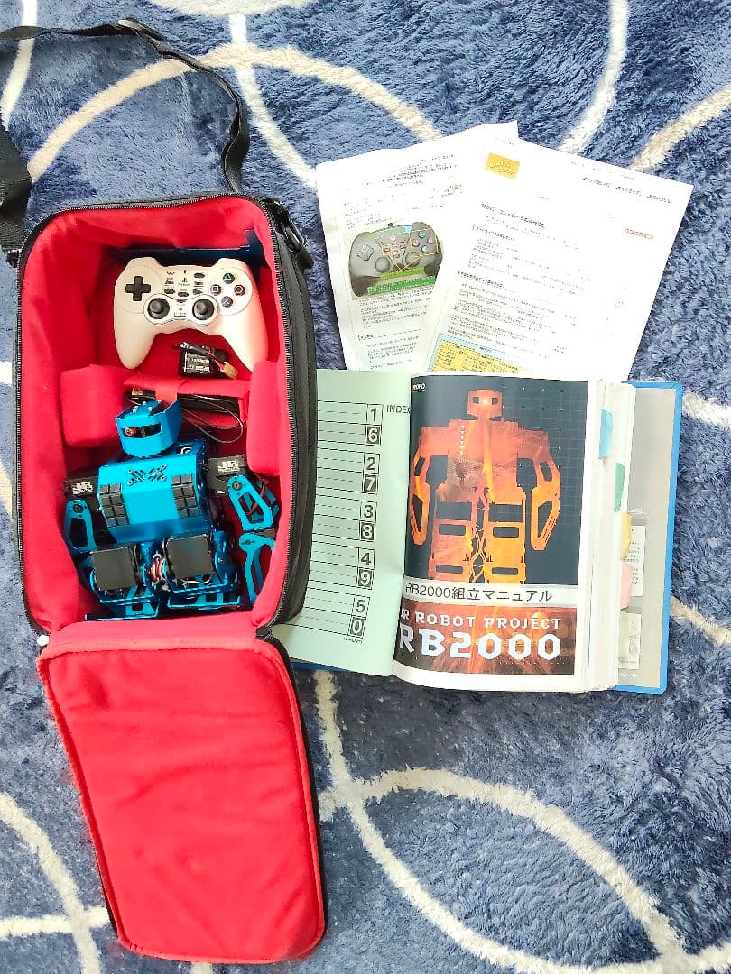 二足歩行ロボット RB2000　JR PROPO製