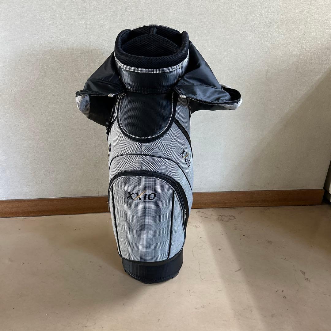 XXIO キャディバッグ チェック柄 グレー・ブラック