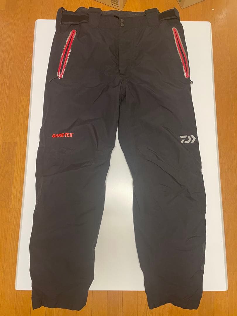 Daiwa ゴアテックス 防水防寒フィッシングジャケット フード付き 上下 黒