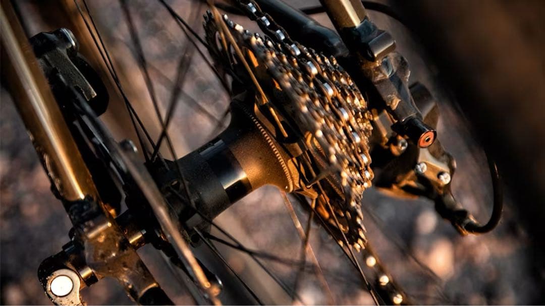 AEOLUS PRO 3V ホイールセット チューブレス対応