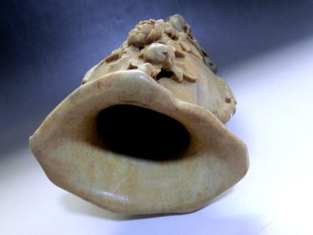 花瓶●寿山石 石彫り 花器 手掘り 花唐草 鳥 土物 古玩 唐物 時代物 骨董品