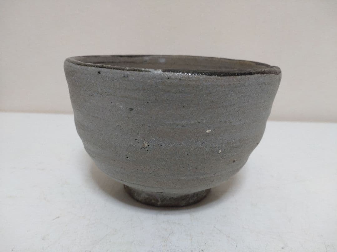 西岡小十 唐津皮鯨茶碗 共箱 共布 栞 茶道具