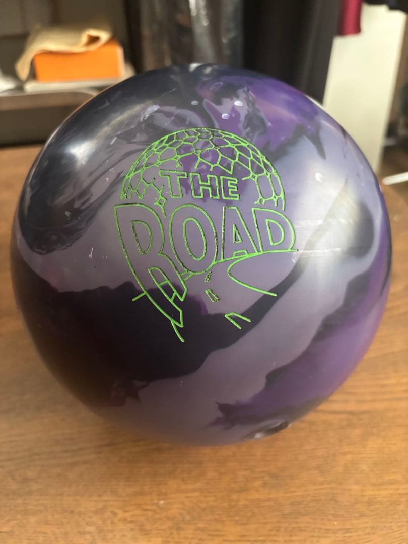 最終値下げ STORM THE ROAD Sボウリングボール 14ポンド