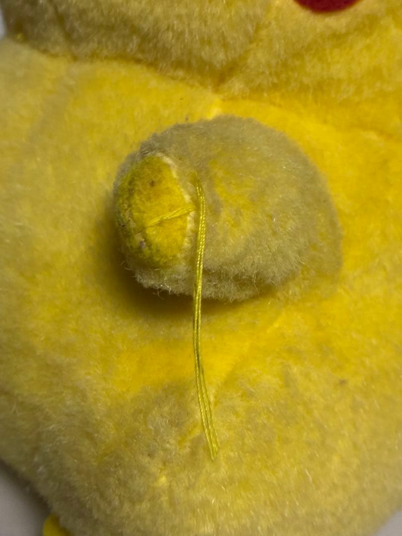 初期ピカチュウ　ぬいぐるみ