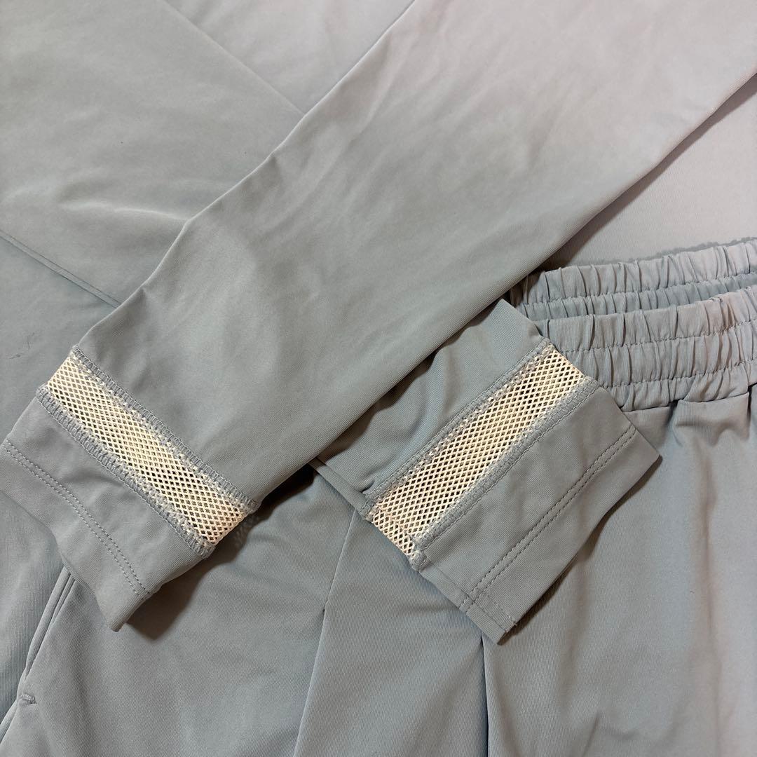 値下げAdmiral テニス　くすみブルー　長袖シャツとスコートセットアップ　S