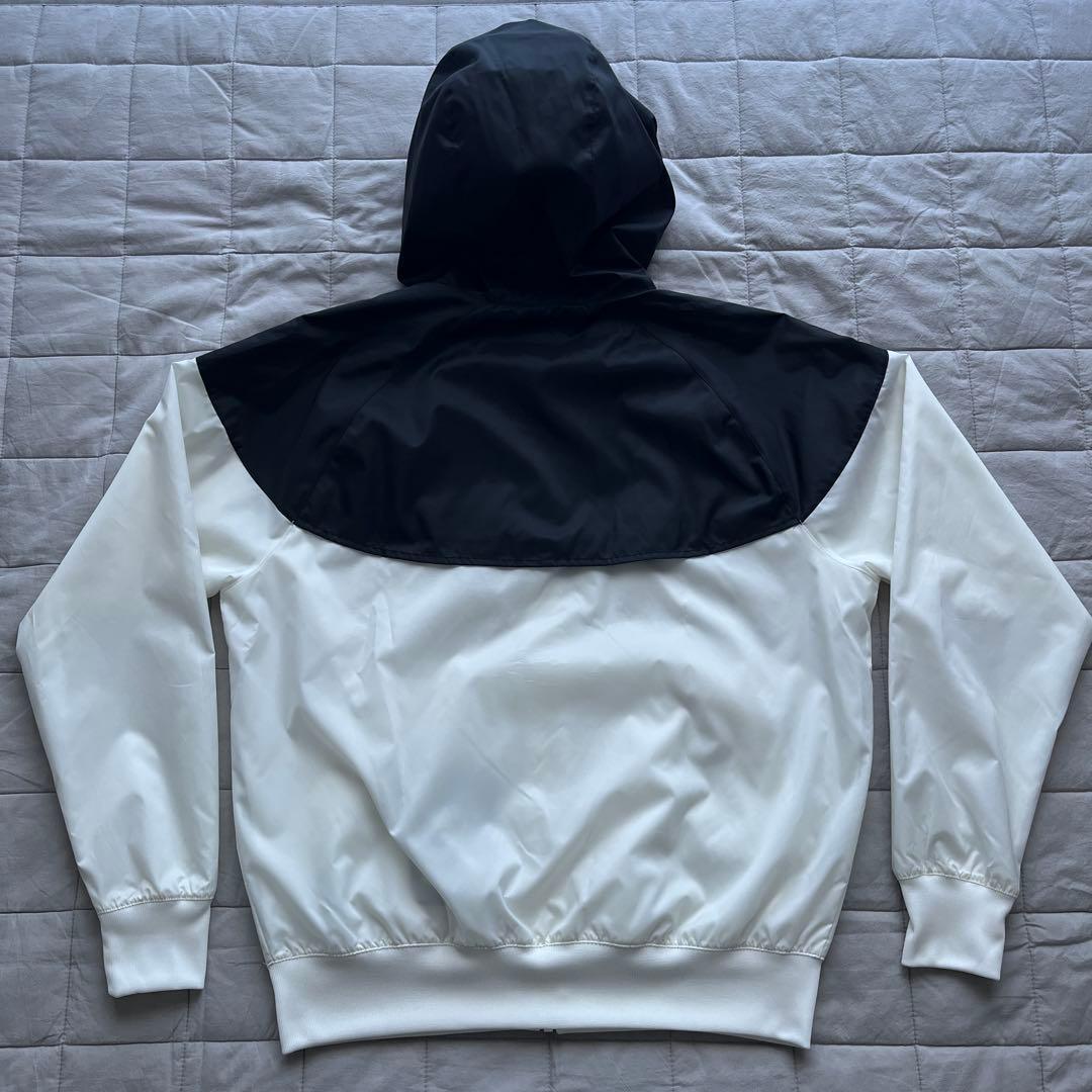 ナイキ　ウィンドランナー