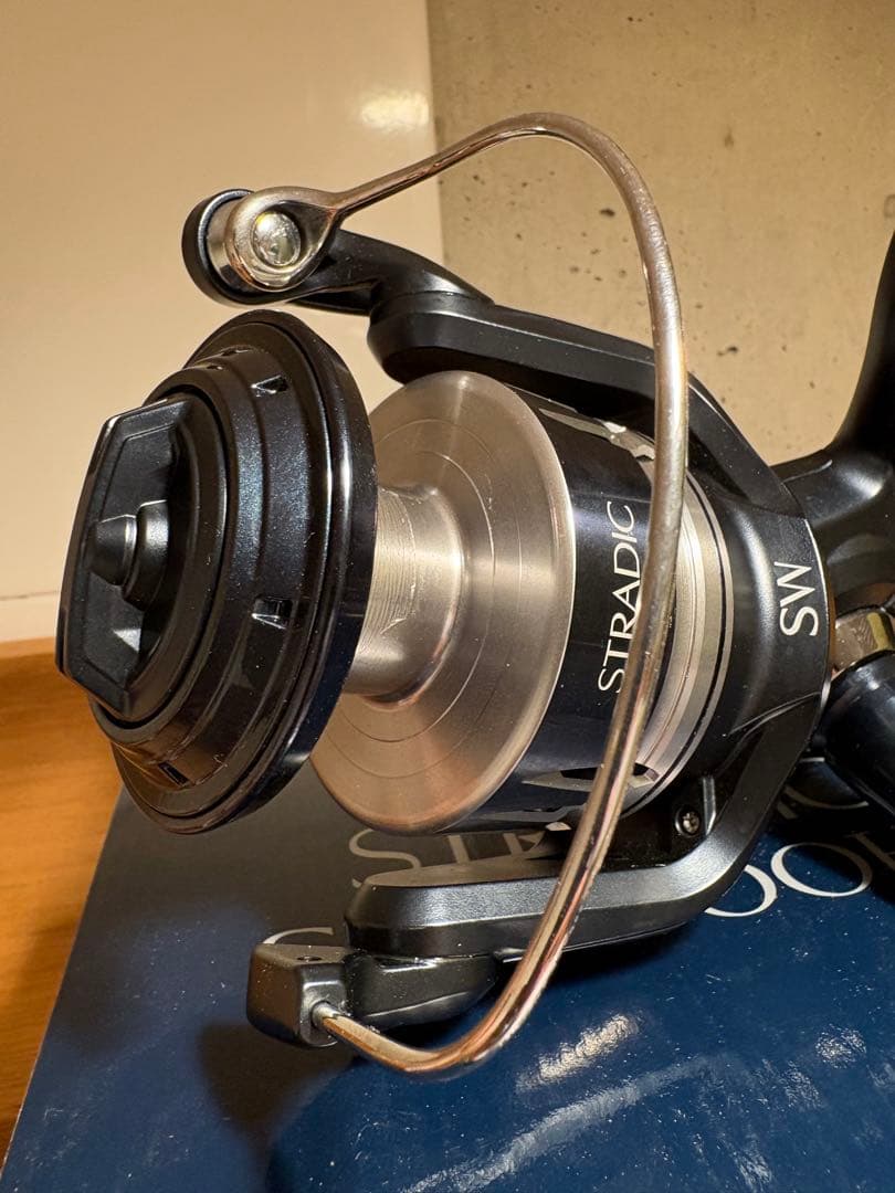 SHIMANO STRADIC SW8000HG スピニングリール　美品中古