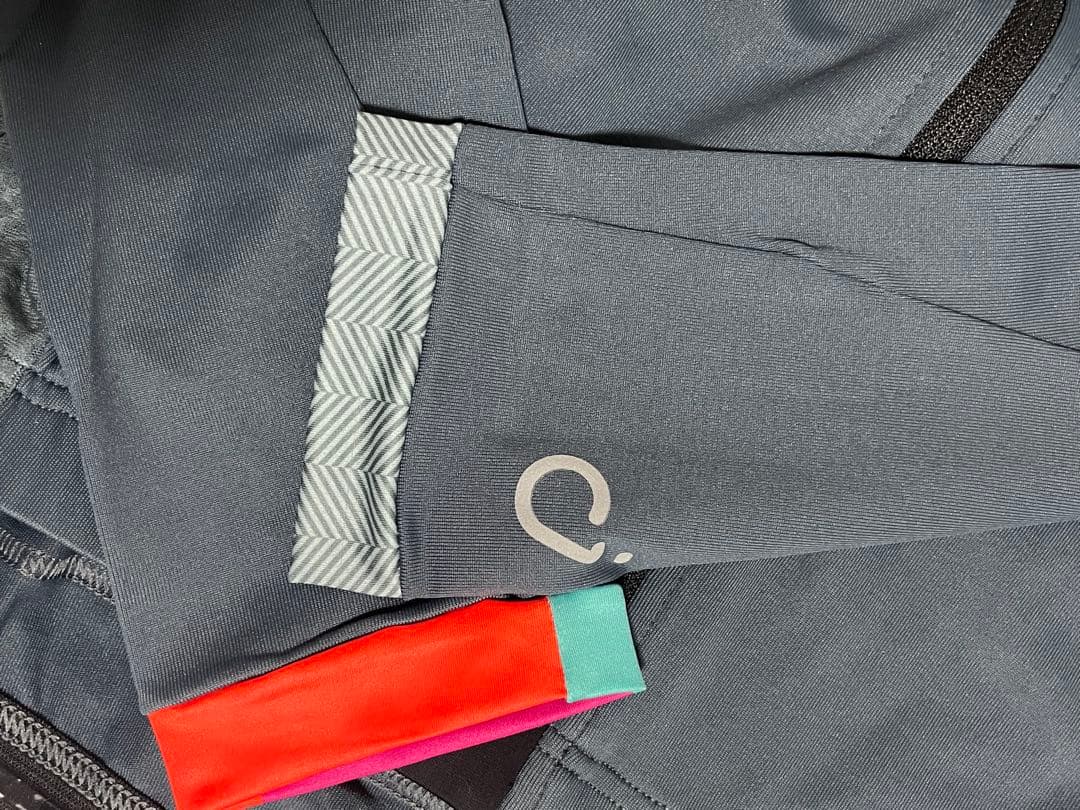 Velocio サイクルジャージ ロングスリーブ 春夏 S レディース