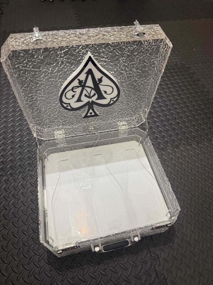 【アルマンド信号機クリスタルケース】アタッシュケース