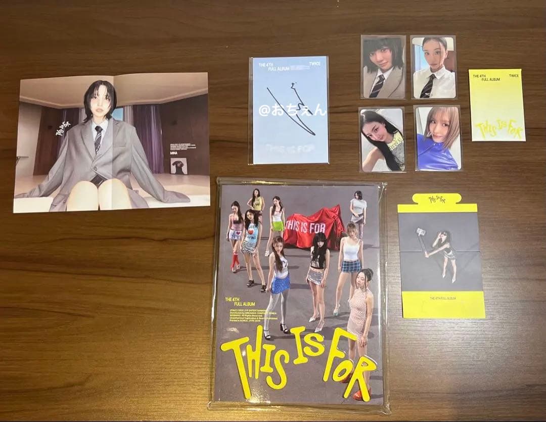 TWICE チェヨン 直筆サイン入りポストカード&THIS IS FORアルバム