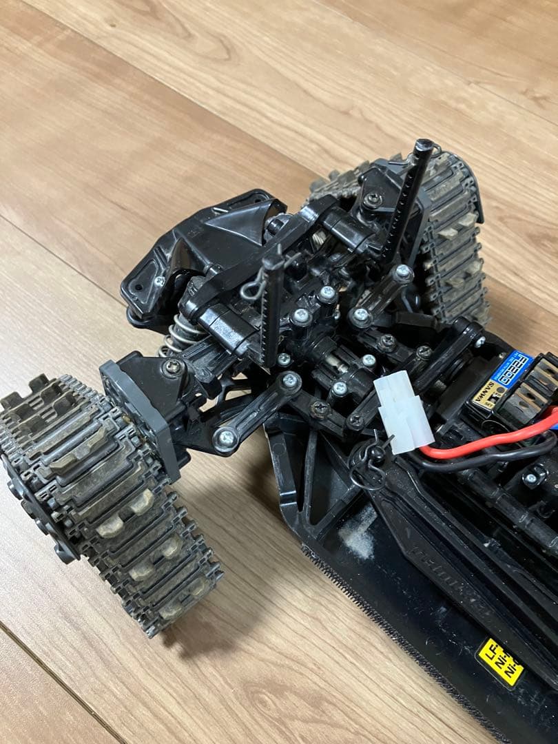 タミヤ　LandFreeder QUADTRACK ラジコンカー