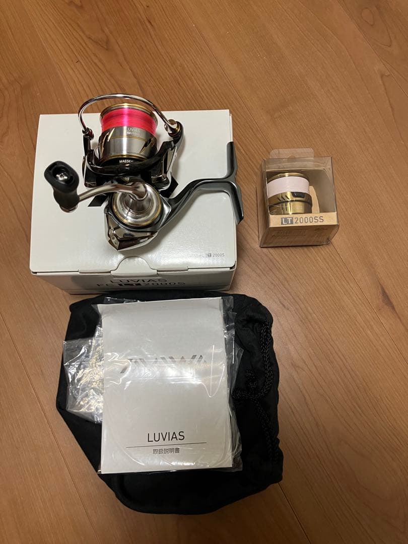 LUVIAS LT 2000S ダイワ　ルビアス　日本製　替えスプール付き