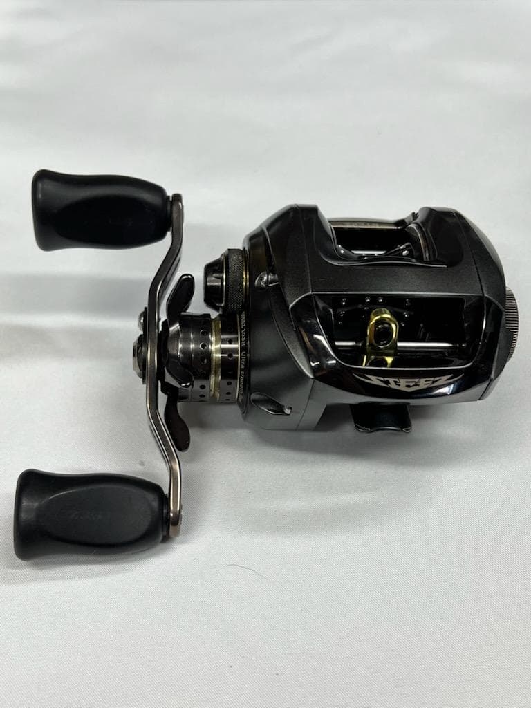 STEEZ 103H ベイトリール