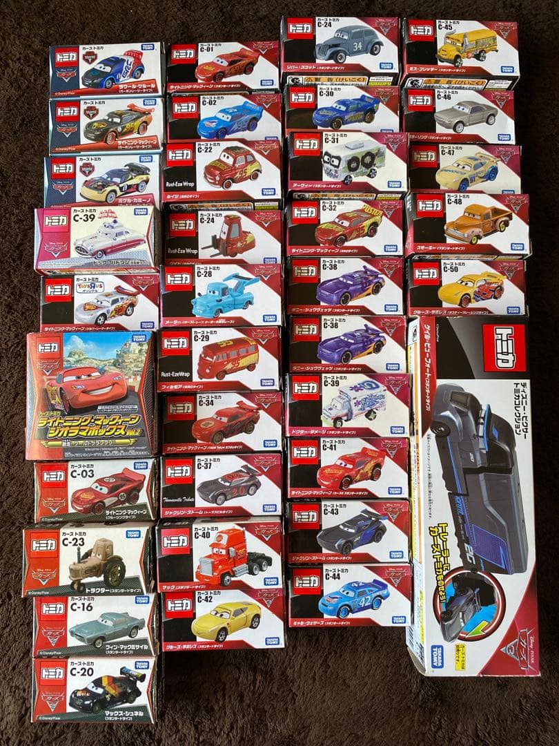 トミカ　カーズシリーズ36台セット
