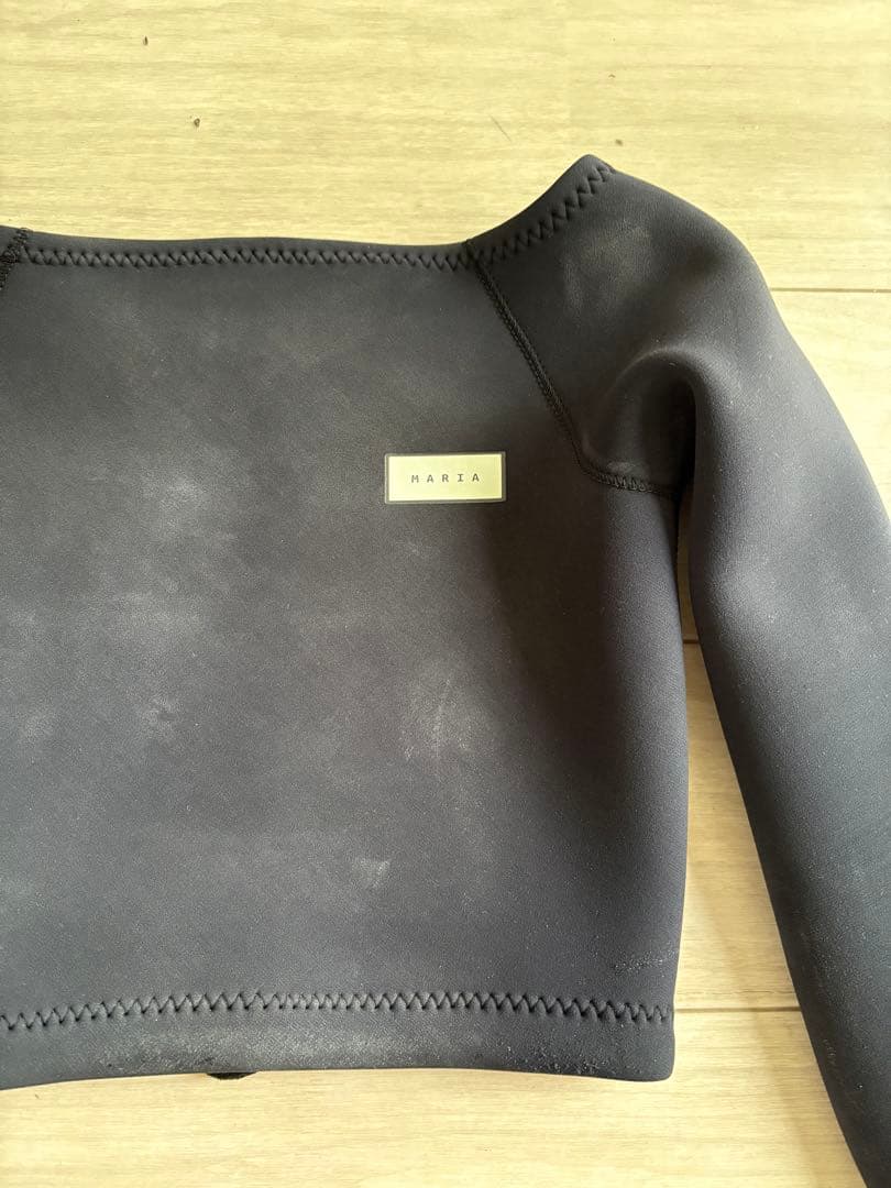 mariawetswuit タッパー