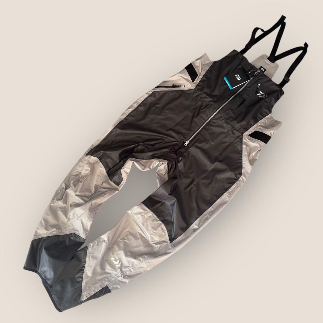 新品タグ付き⭐︎DAIWA DR-2623P ストラムビブパンツ⭐︎