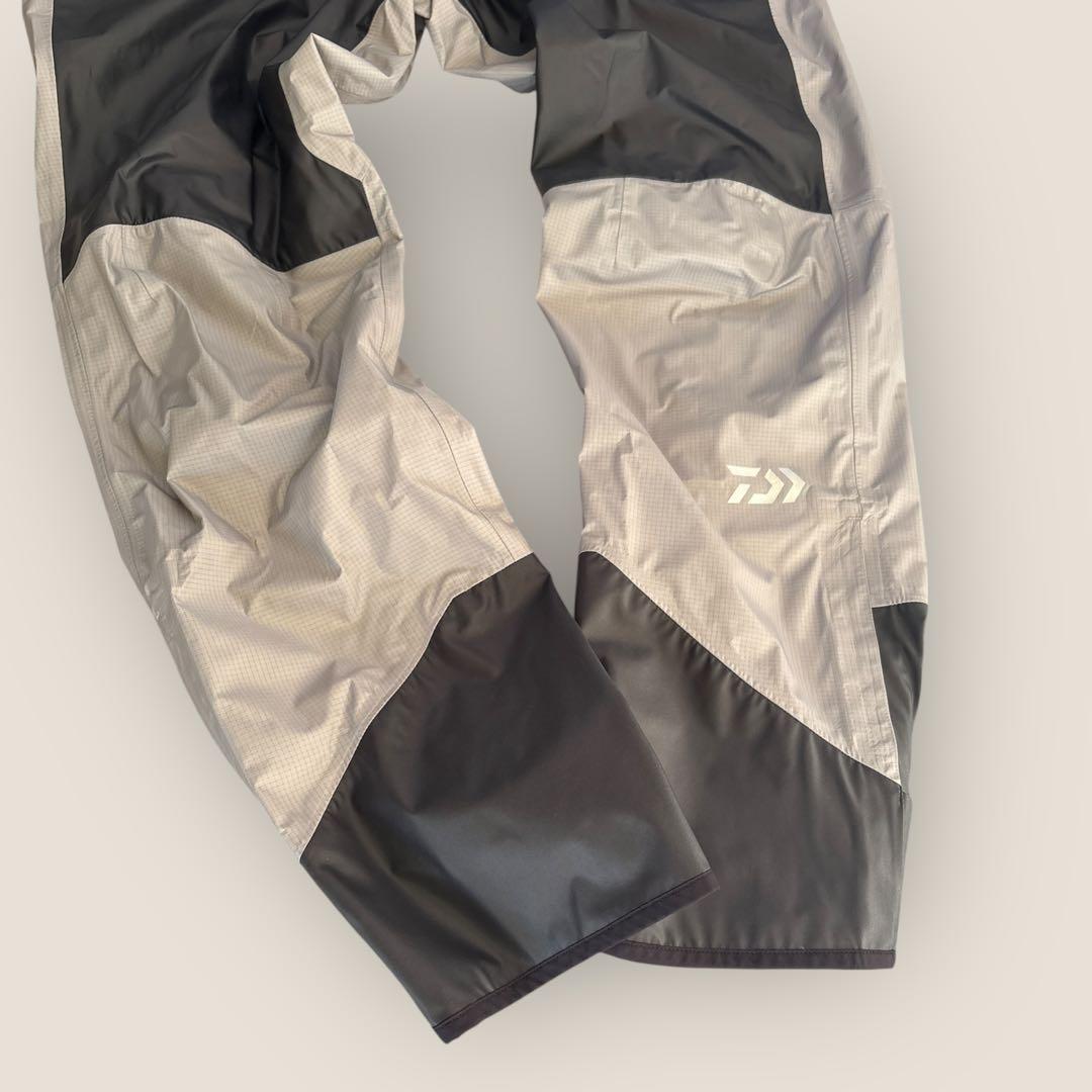 新品タグ付き⭐︎DAIWA DR-2623P ストラムビブパンツ⭐︎