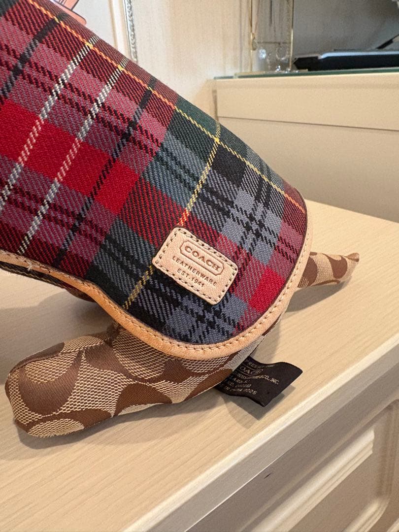 コーチ　犬ぬいぐるみ