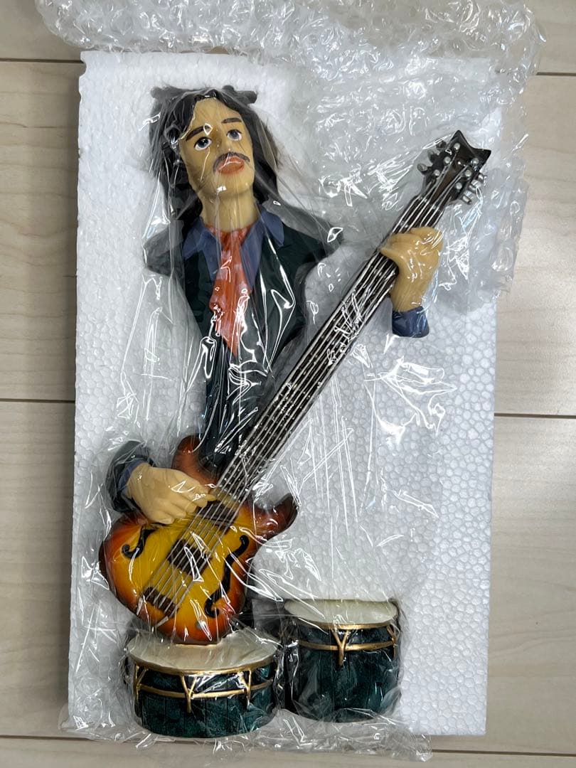 値下げしました‼️ビートルズ風Beatlesフィギュア人形置物スタチュー箱付き