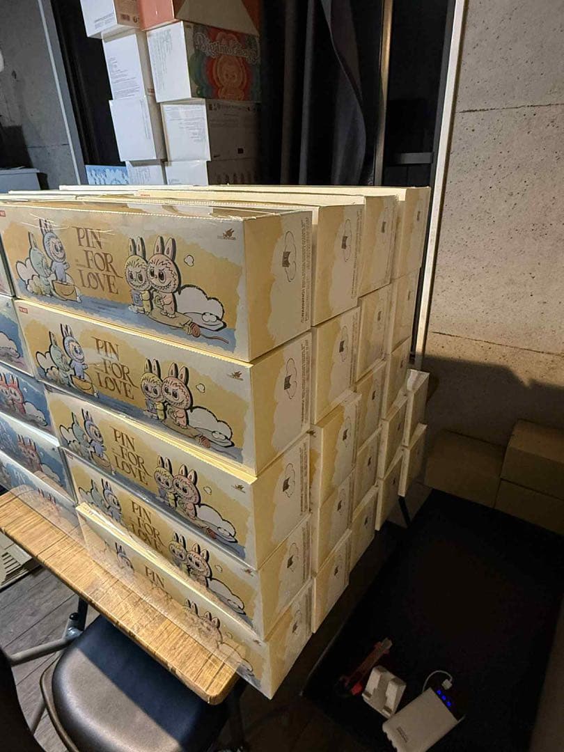 The Monster Pin For Love シリーズ (AーM)(N-Z)