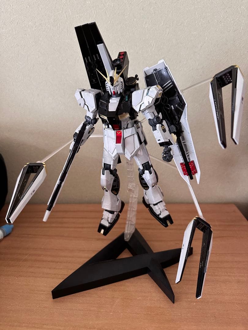 ニューガンダムMG ver.ka チタニウムフィニッシュver ガンプラ