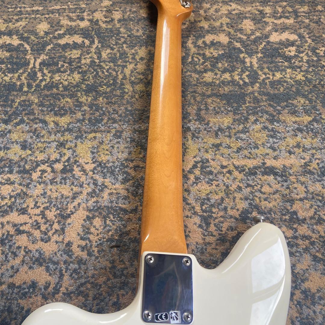 Fender Jaguar MX H-Hホワイト