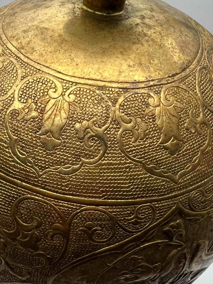 唐時代　金象嵌　鏨彫龍鳳吉祥蓮唐草花芭蕉文大瓶　瑞獸図　瑞龍鳳凰紋(E-83)