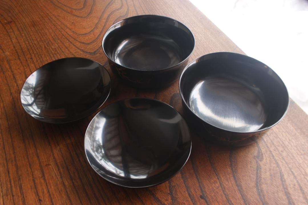 時代逸品！端正な時代黒漆に極上梅蒔絵の映える煮物椀2点（検懐石道具蒔絵椀茶道具