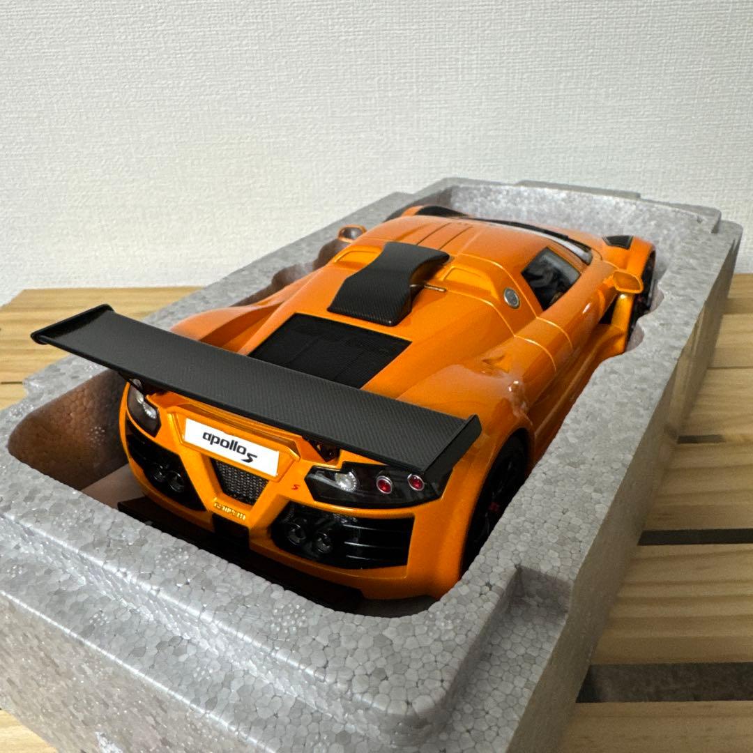 AUTOart 1/18 グンペルト アポロ S