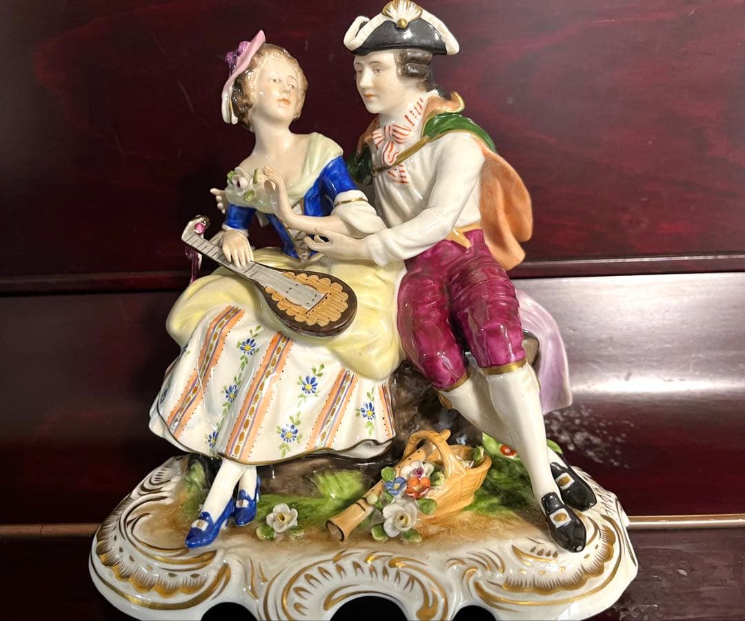 ロココ調 陶器 フィギュア 恋人たち