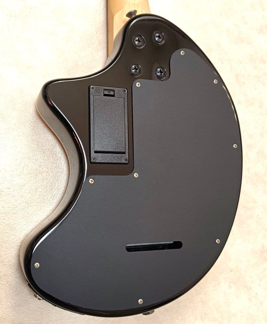 【超美品！！】ZO-3 芸達者 BL アンプ内蔵ミニギター 専用ケース付