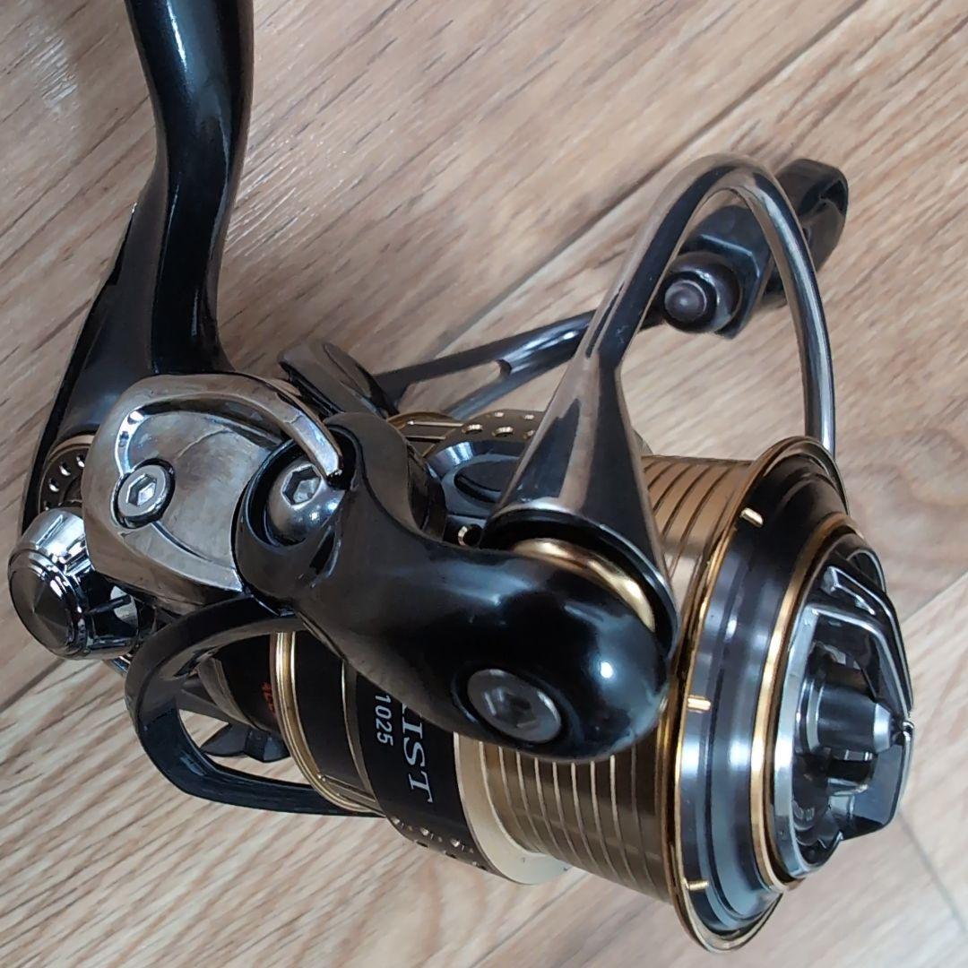 リール EXIST 1025