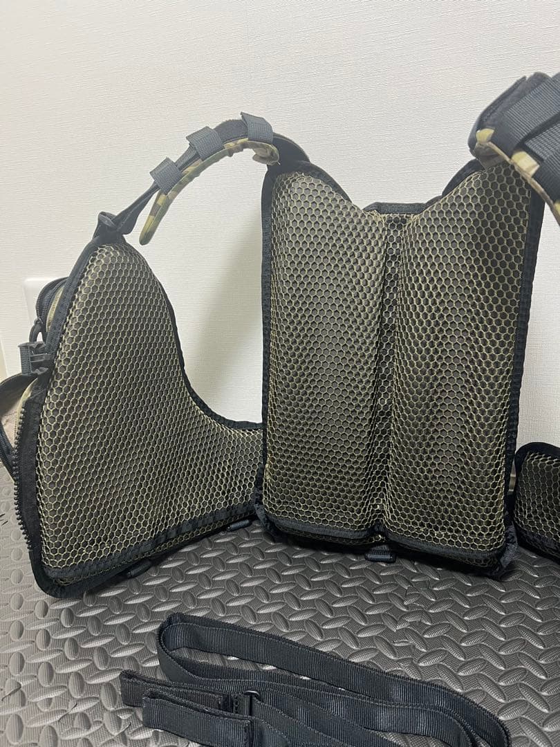 【※1/16まで】 サブロック V-ONEベスト ヴィーワンベスト