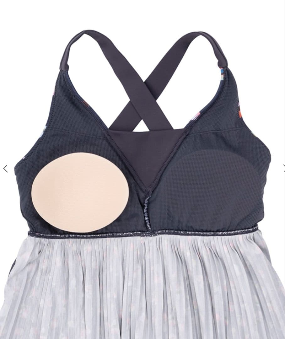 新品タグ付き【SUKALA】Mサイズローズプリントプリーツタンクトップ