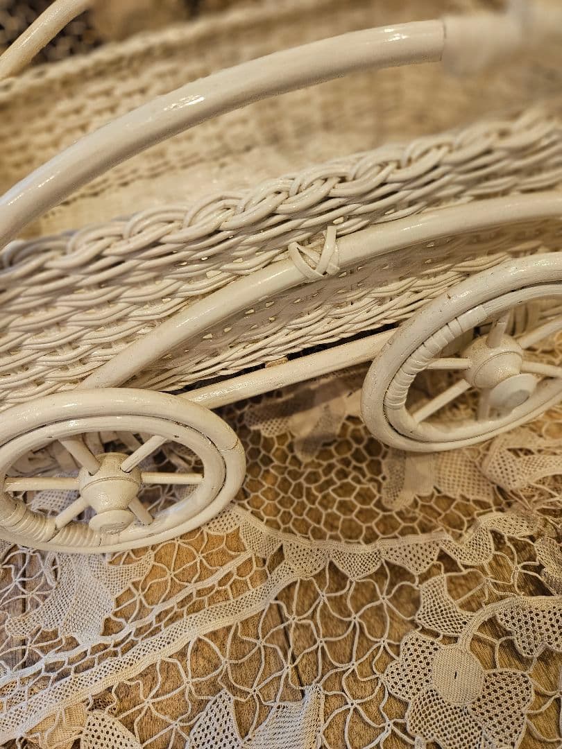 フランスアンティーク風　乳母車　ベビーカー　藤　オブジェ　ブロカント