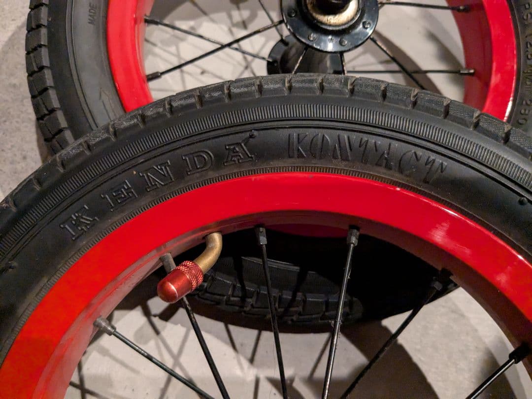 ストライダー CHAVEZ チャベス 12インチホイール　2個セット