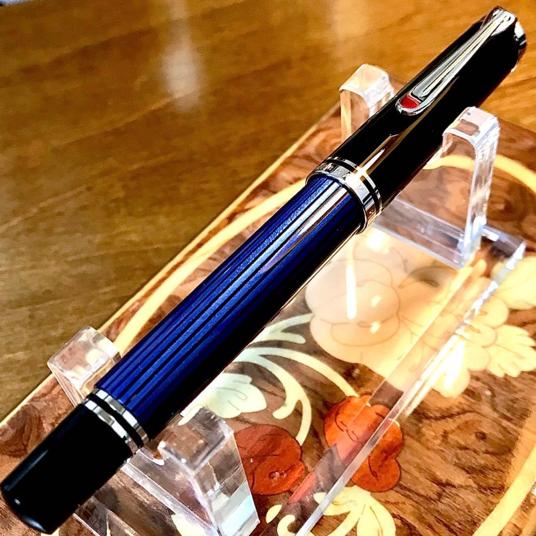 ☆ほぼ新品未使用☆美しいペリカン万年筆M405ブルー縞(Ｆ)