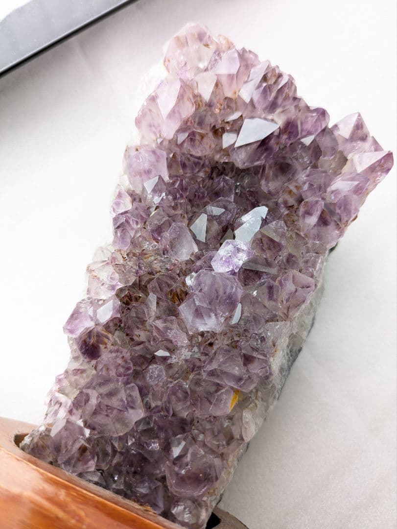 アメジスト 結晶塊 木製台座付き