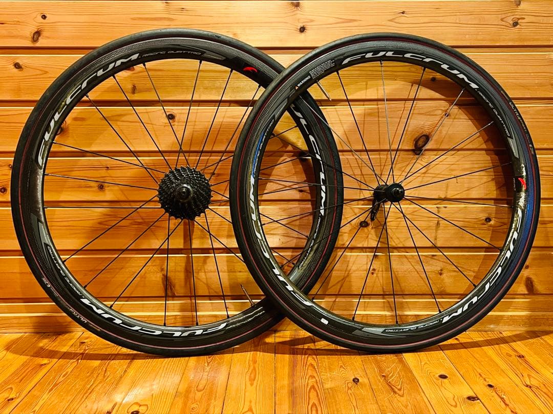 フルクラム レーシング クアトロカーボン クリンチャー