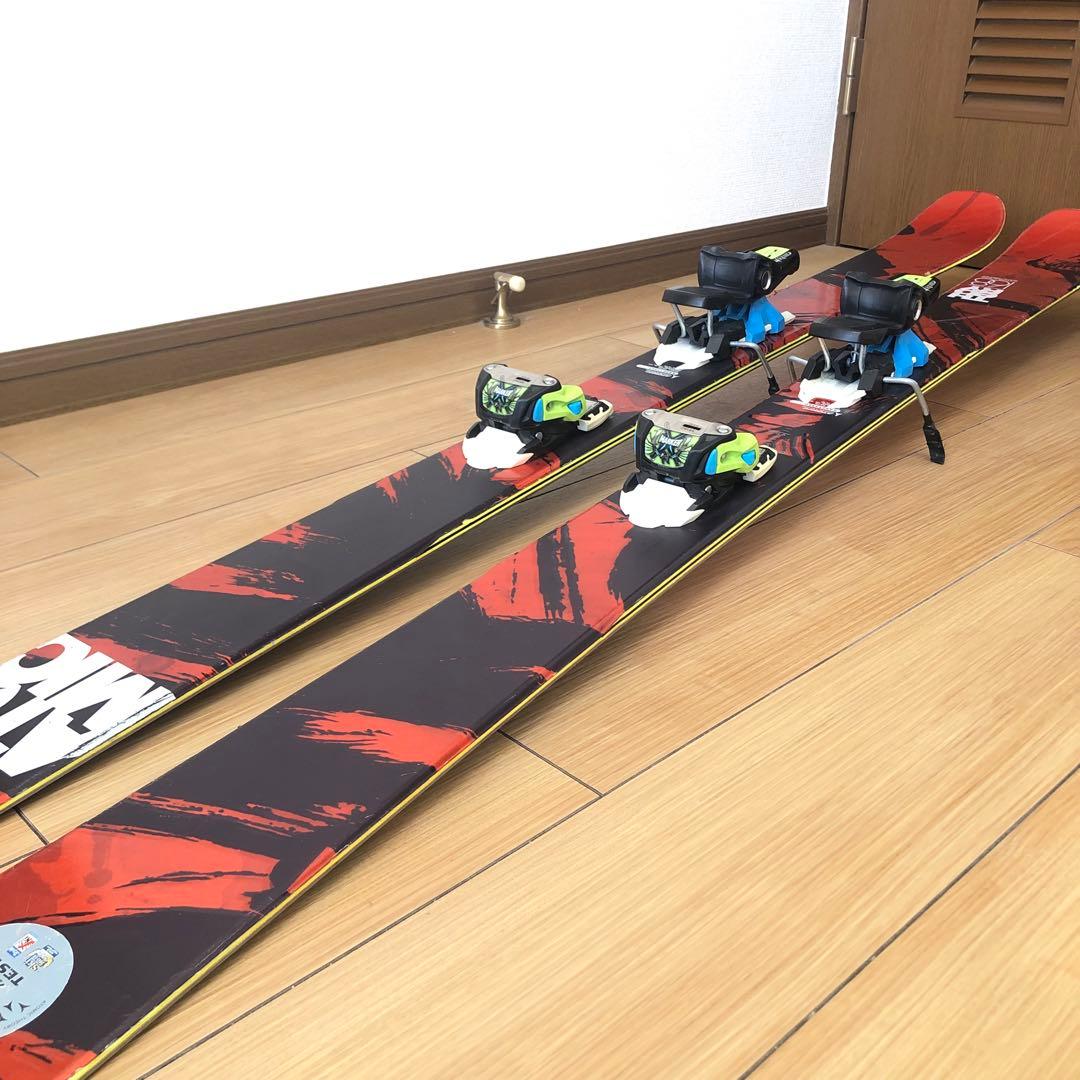 ATOMIC THEORY ビンディング　MARKER