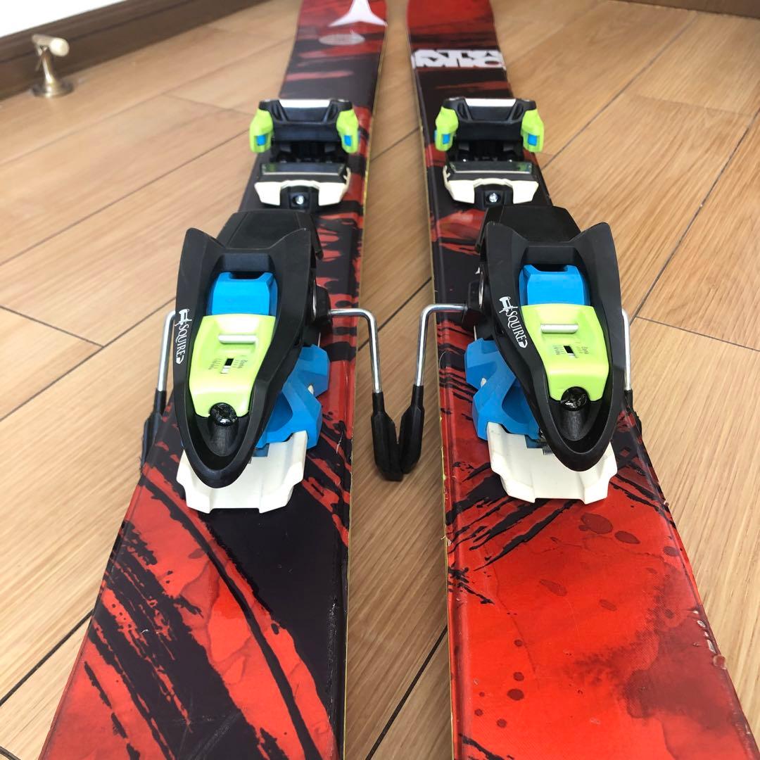 ATOMIC THEORY ビンディング　MARKER