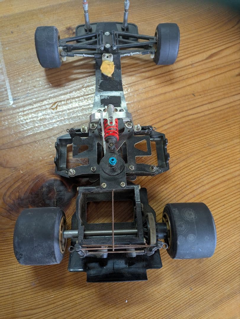 F103 タミヤ　ナスカーボディ付