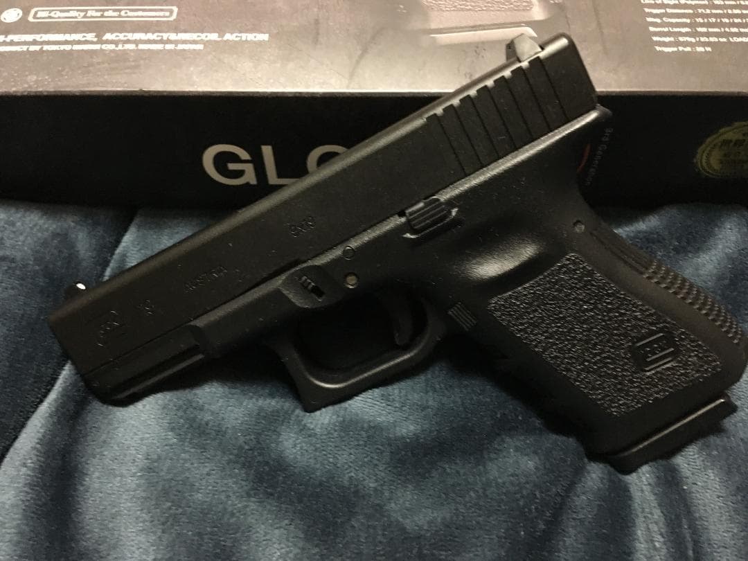 東京マルイ製 グロック19 Gen3 （インナー＆アウターバレルカスタム品装着）