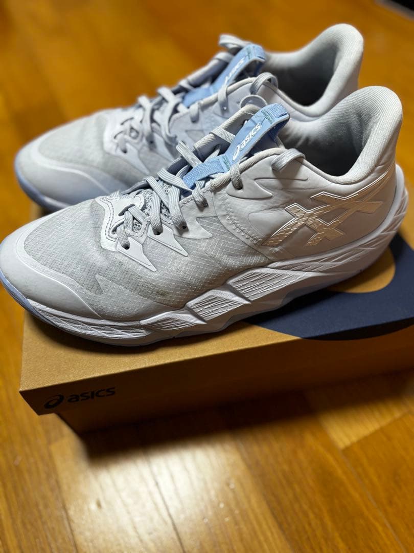 アシックスバッシュ　アンプレアルスlow2 26.5センチ