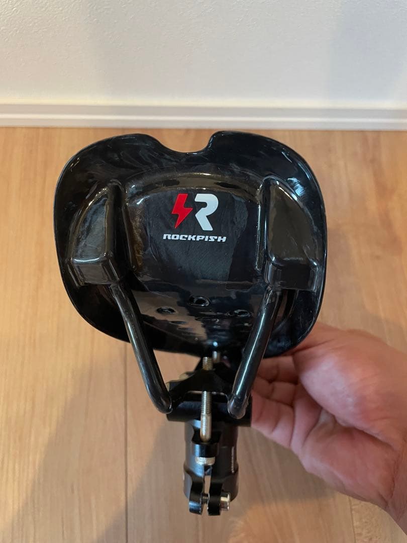 ROCKFISH GTR サドル
