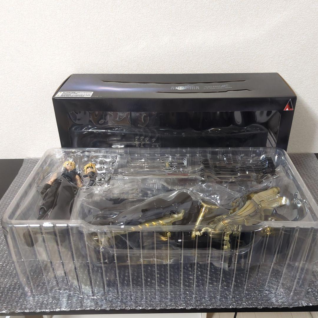 【希少・美品】プレイアーツ改　クラウド・ストライフ&フェンリル　フィギュア