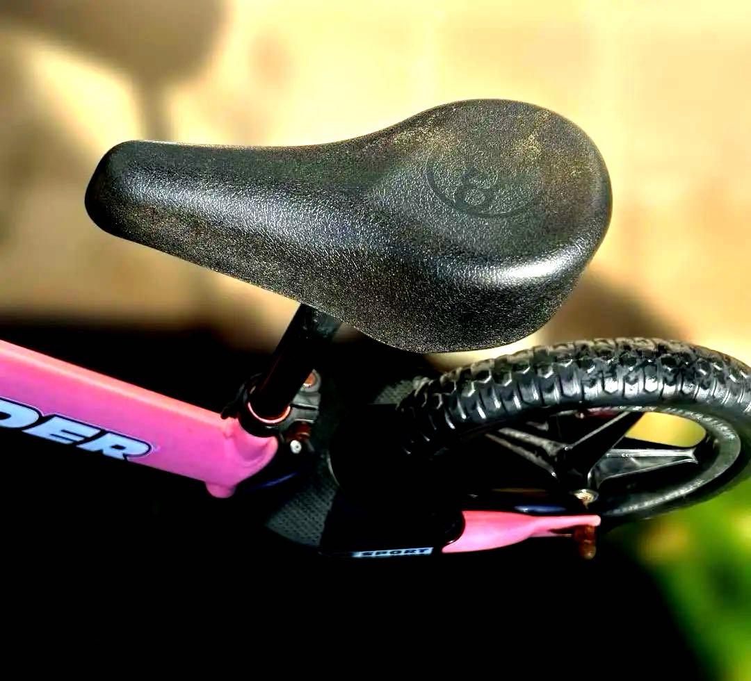 ストライダー スポーツモデル12インチ ピンク 正規品