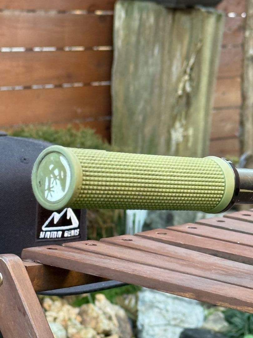 RENTHAL FATBAR CARBON 35 ハンドルバー、ステム、グリップ