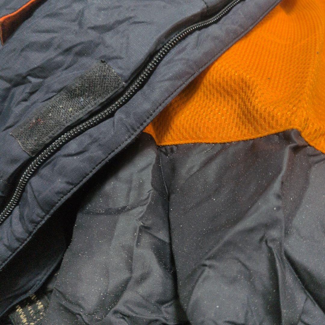 ブラック キルティングジャケット フード付き